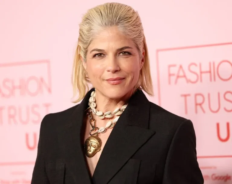 Why Selma Blair Steers Clear of Botox in Her Face