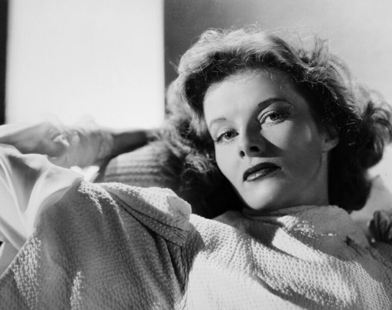 An Inside Look at Katharine Hepburn’s Skin Care Routine, Which Is Surprisingly Similar to Marilyn Monroe’s